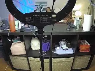 Camsoda Nude Webcam of voyeurcam-julmodels-whitebed-6