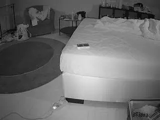 Camsoda Sex Cam of voyeurcam-julmodels-whitebed-6
