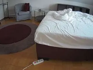 Camsoda Sex Chat of voyeurcam-julmodels-whitebed-6