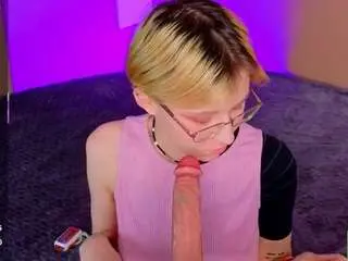 Camsoda Live Sex Cam of sharlikiss