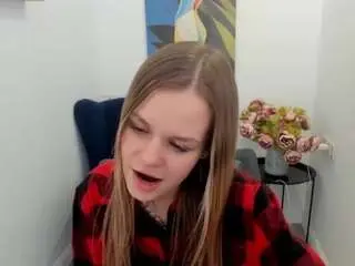 Camsoda Free Porn Cam of midnightaura