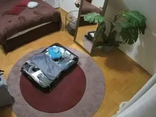 Camsoda Watch Live Sex Cams of voyeurcam-julmodels-whitebed-5