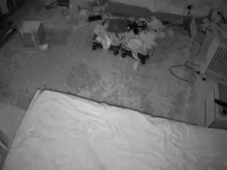 Camsoda Private Sex Chat of voyeurcam-julmodels-whitebed-5