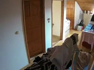 Camsoda Live Sex Cam of voyeurcam-julmodels-hall-2nd