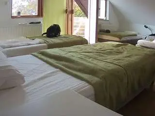 Camsoda Adult Webcams of voyeurcam-julmodels-bed-2