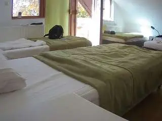 Camsoda Private Sex Chat of voyeurcam-julmodels-bed-2