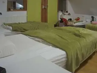 Camsoda Live Porn of voyeurcam-julmodels-bed-2