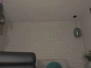 Camsoda Live Sex of emilyjohnsonx1