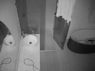 Camsoda Live Sex of voyeurcam-casa-salsa-bathroom-6