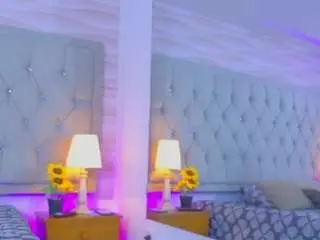 Camsoda Nude Webcam of megan-diamond