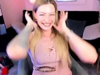 Camsoda Watch Live Sex Cams of augustinemagnet