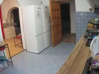 Camsoda Adult Webcams of voyeurcam-julmodels-kitchen