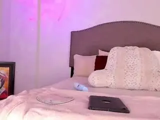 Camsoda Live Sex Cam of yiaunaniree