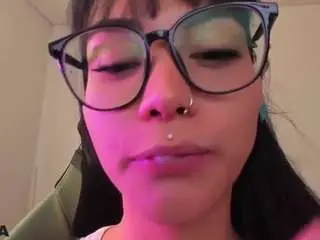 Camsoda Sex Chat of alice-rausing