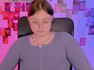 Camsoda Watch Live Sex Cams of hope-shadow