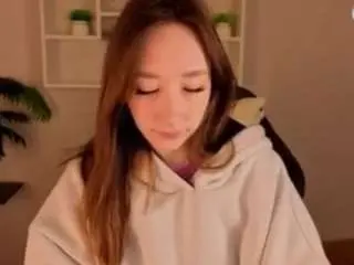 Camsoda Sex Chat of bunny-white