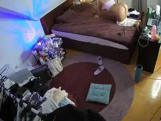 Camsoda Private Sex Chat of voyeurcam-julmodels-whitebed-1