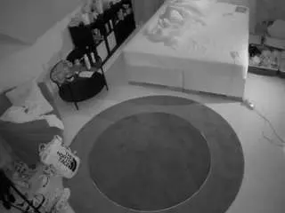 Camsoda Adult Webcam of voyeurcam-julmodels-whitebed-1
