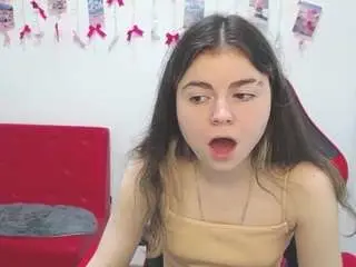 Camsoda Free Live Porn of tinaredly