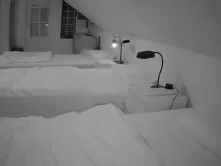 Camsoda Free Live Porn of voyeurcam-julmodels-bed-3