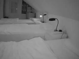 Camsoda Best live sex cam show of voyeurcam-julmodels-bed-3