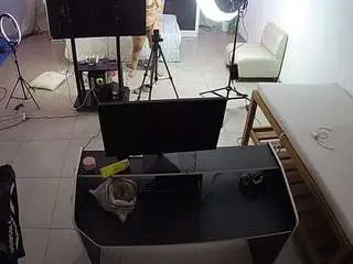 Camsoda Private Sex Chat of voyeurcam-jb-photo-studio