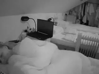 Camsoda Adult Webcam of voyeurcam-julmodels-bed-4