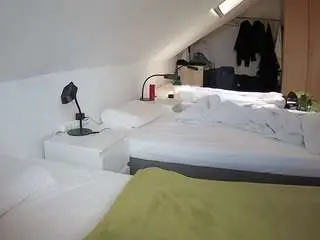 Camsoda Best live sex cam show of voyeurcam-julmodels-bed-4