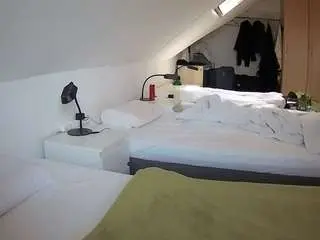 Camsoda Private Sex Chat of voyeurcam-julmodels-bed-4