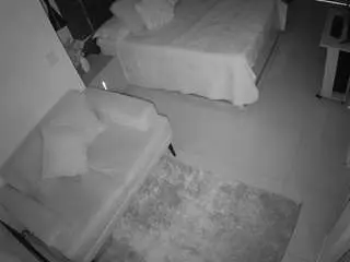 Camsoda Nude Webcam of voyeurcam-casa-salsa-bedroom-11