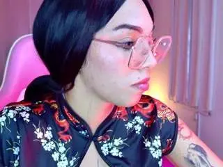 Camsoda Watch Live Sex Cams of lyna-love