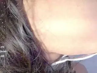 Camsoda Sex Chat of valkiria-moore