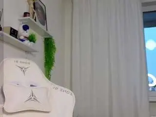 Camsoda Nude Webcam of yourl1ttleangel