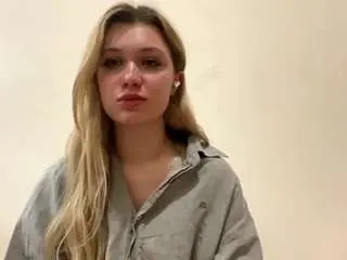 Camsoda Free Porn Cam of sadiethompson