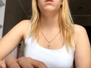 Camsoda Free Live Porn of glendatrotty