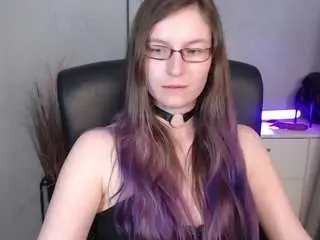 Camsoda Free Live Porn of emmatease94