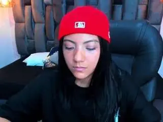Camsoda Free Porn Cam of michael-greyy