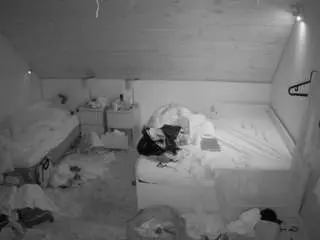 Camsoda Adult Video Chat of voyeurcam-julmodels-whitebed-2