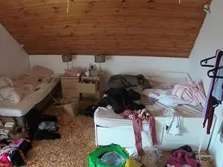 Camsoda Adult Webcam of voyeurcam-julmodels-whitebed-2