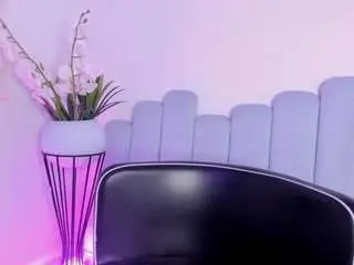 Camsoda Nude Webcam of violeta-olsen