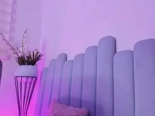Camsoda Sex Cam of violeta-olsen