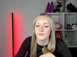 Camsoda Adult Video Chat of evelynblond