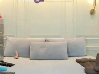 Camsoda Free Live Porn of selenacutee
