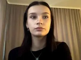 Camsoda Adult Webcam of carolinabeute