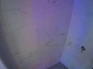 Camsoda Private Sex Chat of voyeurcam-casa-salsa-bathroom-8