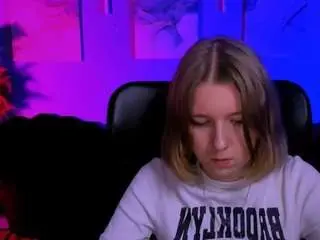 Camsoda Best Webcam of doll-vey