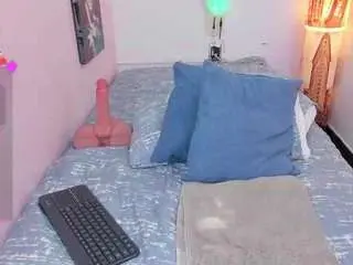 Camsoda Free Live Porn of miia-gold