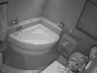 Camsoda Free Live Porn of voyeurcam-julmodels-bath-1st-2