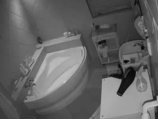 Camsoda Best live sex cam show of voyeurcam-julmodels-bath-1st-2