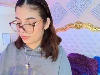 Camsoda Free Porn Cam of kate-martinez